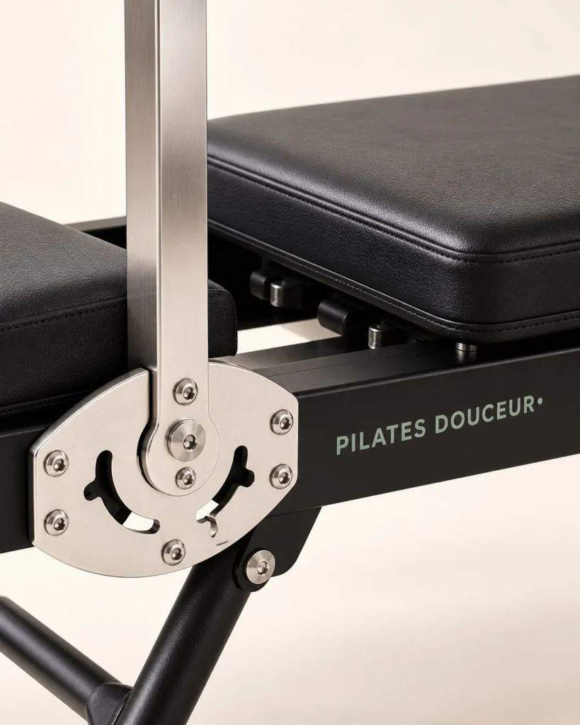 Compact Folding Reformer – Pilates Douceur frame detail – illustration