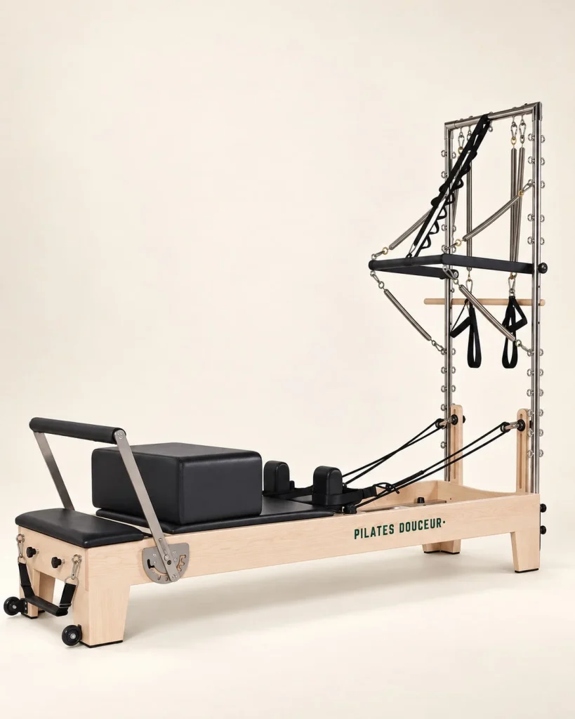 Studio Reformer with Tower – Pilates Douceur full view – illustration